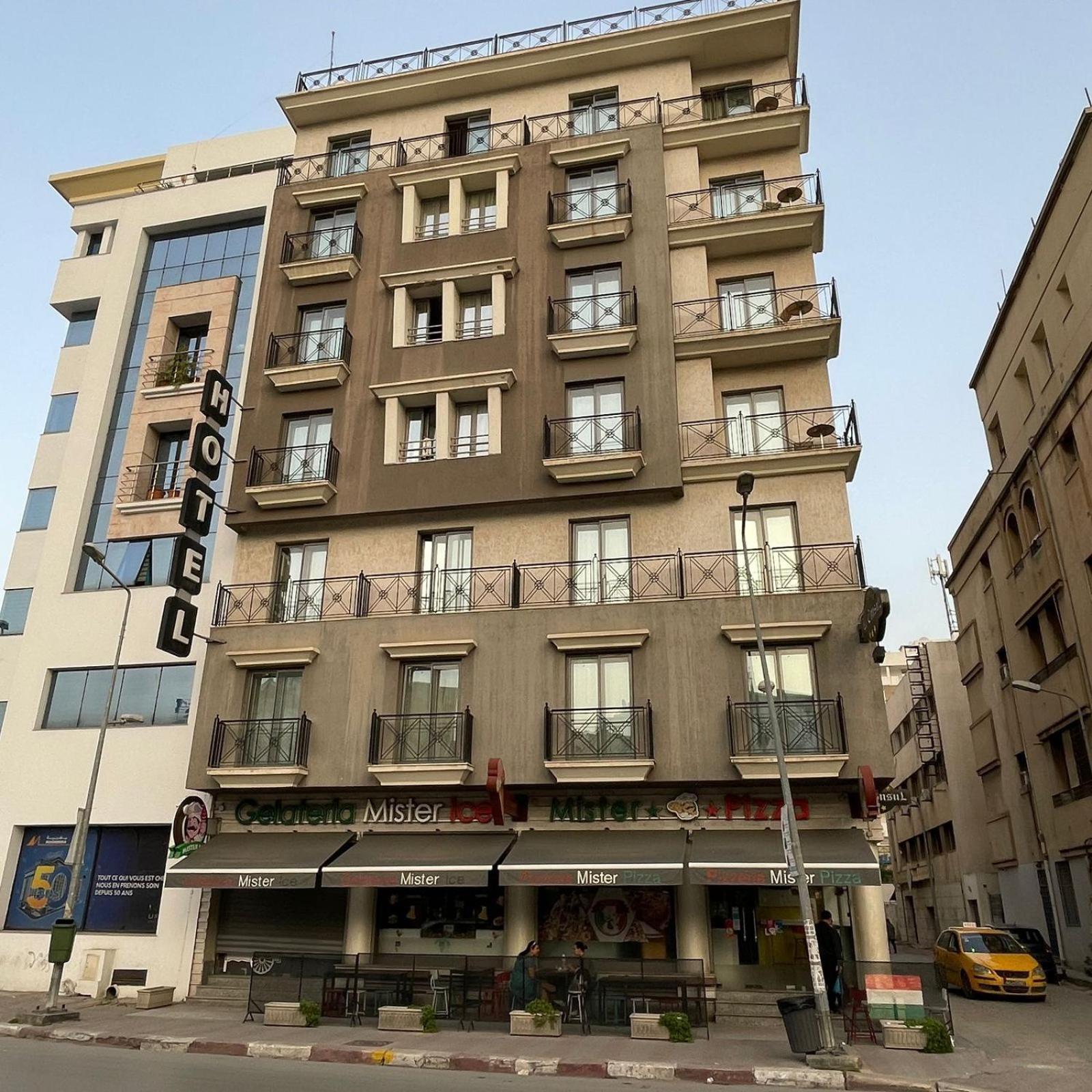 Le Consul Hotel 3*